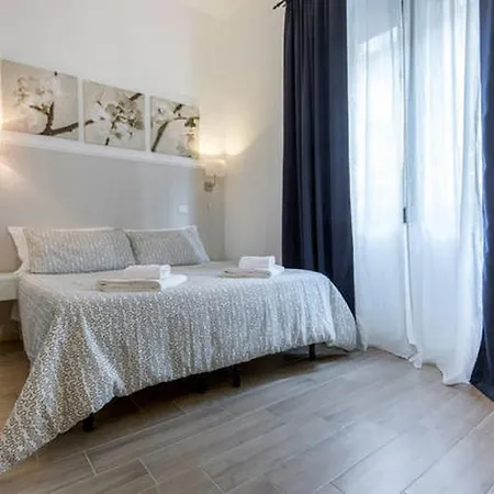 Piccarda Couette-café Florence