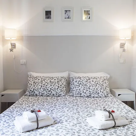 Couette-café Piccarda 3*